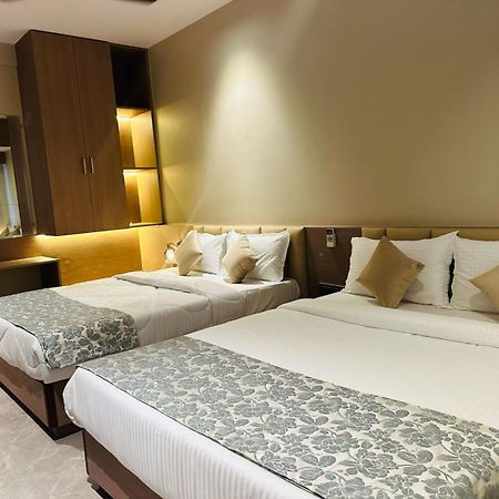 The Falcon Inn Mumbai Ngoại thất bức ảnh