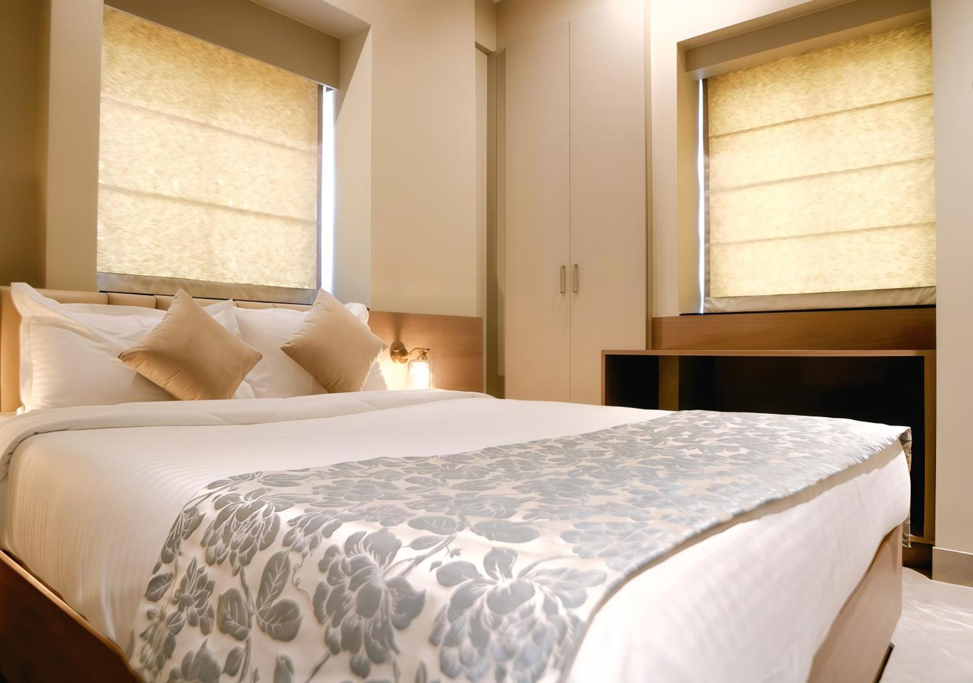 The Falcon Inn Mumbai Ngoại thất bức ảnh